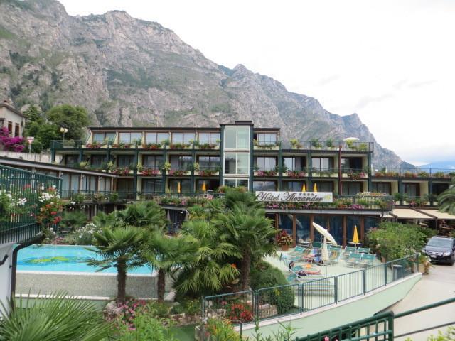 Hotel Alexander Limone sul Garda Exterior foto