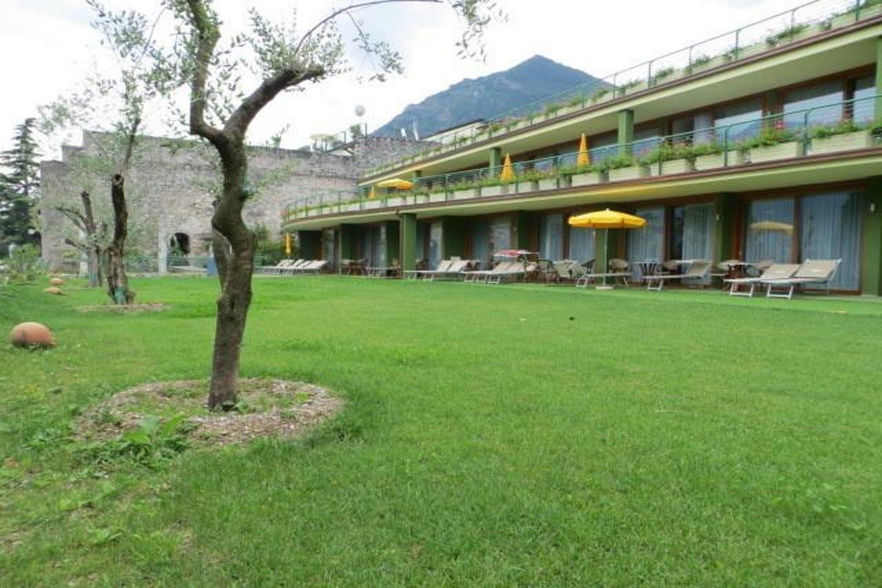 Hotel Alexander Limone sul Garda Exterior foto